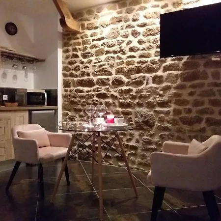 Le Ptit De L'abbaye Et Privé Lonlay-l'Abbaye