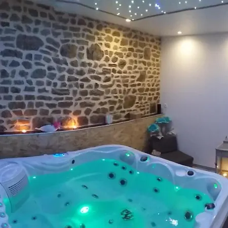 Le Ptit De L'abbaye Et Prive מלון אהבה Lonlay-l'Abbaye