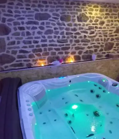 Le Ptit De L'abbaye Et Prive מלון אהבה Lonlay-l'Abbaye