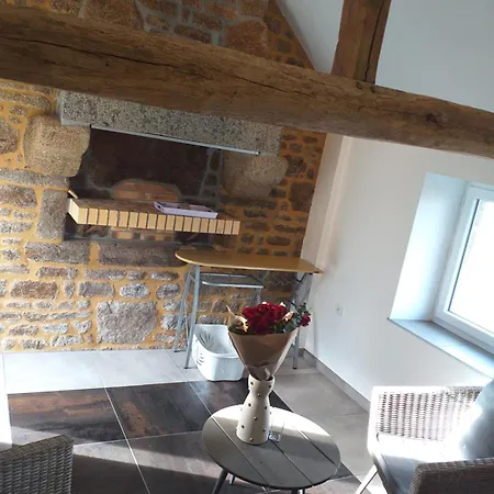 Le Ptit De L'abbaye Et Prive מלון אהבה