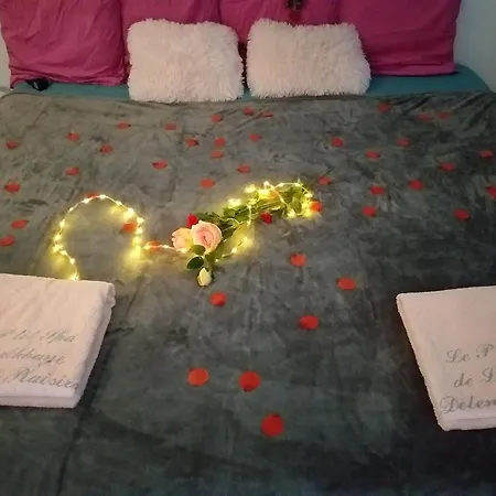 Le Ptit De L'abbaye Et Prive מלון אהבה *