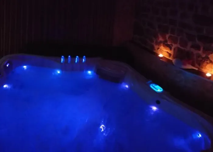 Liebeshotel Le Ptit De L'abbaye Et Prive