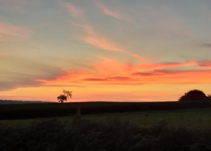 Le Ptit De L'abbaye Et Prive Lonlay-l'Abbaye