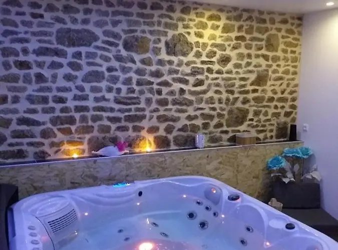 Le Ptit De L'abbaye Et Prive * Lonlay-l'Abbaye