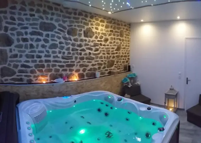 Le Ptit De L'abbaye Et Prive Liebeshotel Lonlay-l'Abbaye