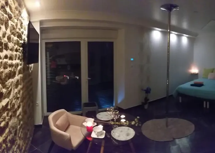 Le Ptit De L'abbaye Et Prive