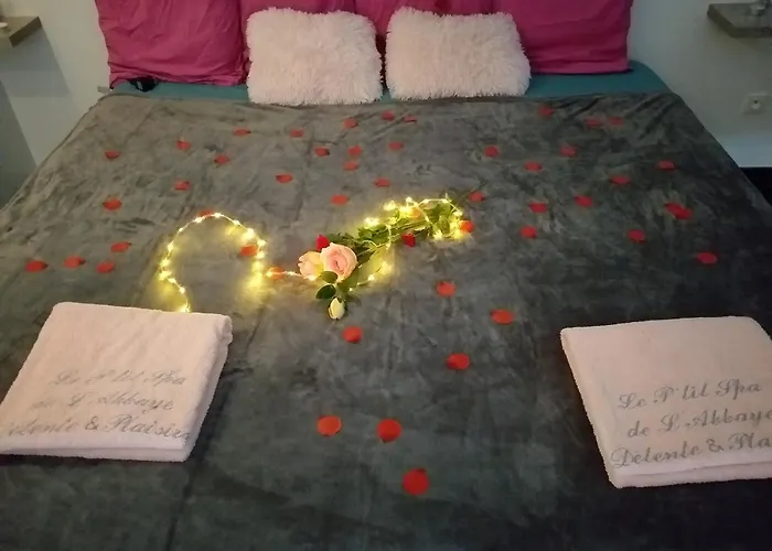 Le Ptit De L'abbaye Et Prive Liebeshotel *